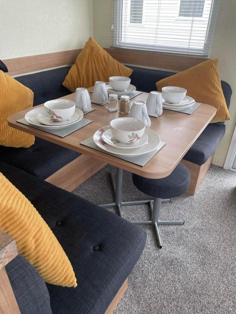 8 Berth 3 Bed Caravan Golden Palm Ml9 Chapel Saint Leonards Buitenkant foto